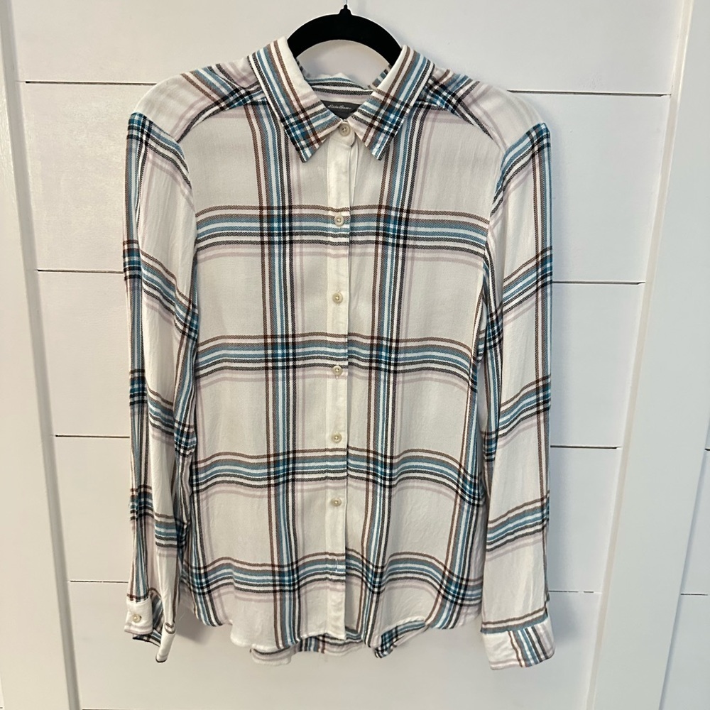 EDDIE BAUER M white stripe 100% Rayon long sleeve lightweight button down casual